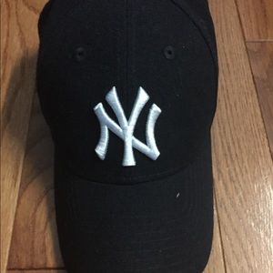 New York Yankee hat brand new